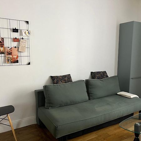 Cosy Appartement Lyon Valmy - Parking Exterior photo